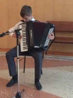 Концерт на избирательном участке в День выборов